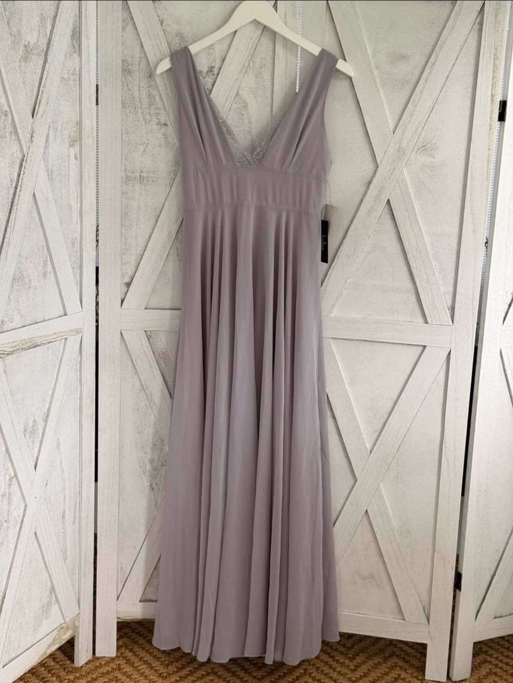 Lulu's V-Neck Maxi Dress